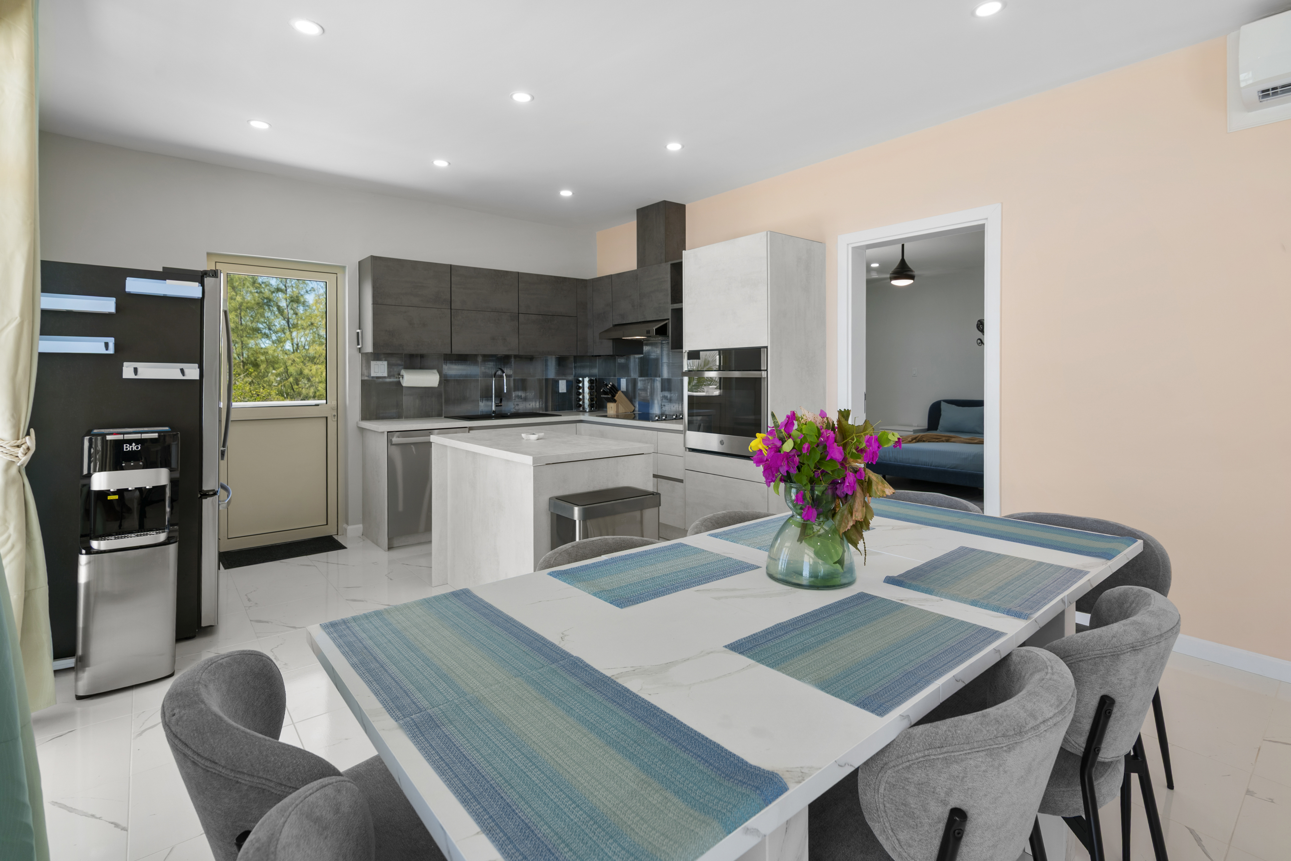 KITCHEN 1